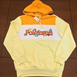 NWT Pokemon font puff panel hoodie yellow medium